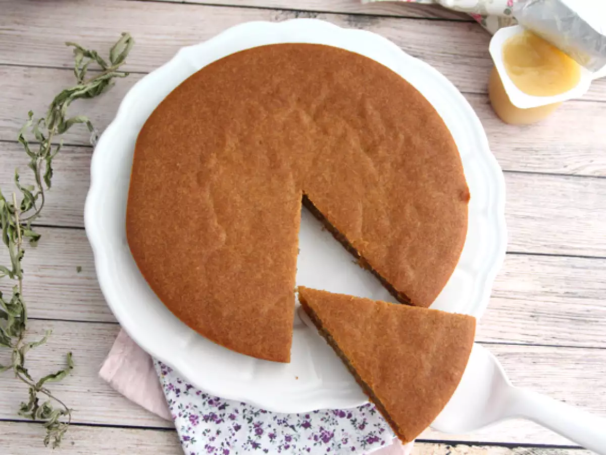 Cake met sojayoghurt en appelmoes (veganistisch en glutenvrij) - foto 4