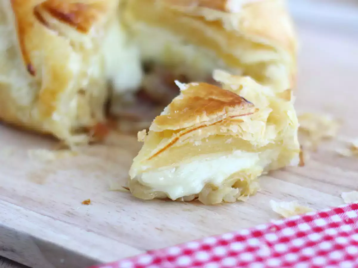 Camembert in bladerdeeg met ham en ui - foto 2
