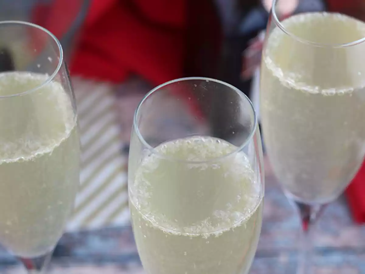 Champagnesoep, een feestelijke cocktail - foto 2