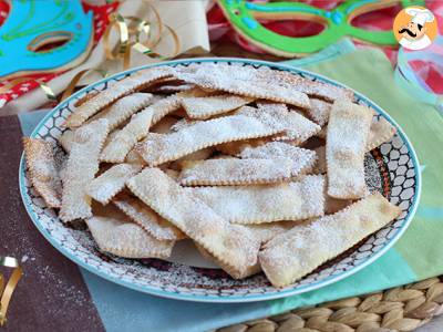 Chiacchiere di carnevale - Italiaanse gebakken bugnes - foto 3