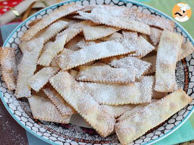 Chiacchiere di carnevale - Italiaanse gebakken bugnes - foto 4