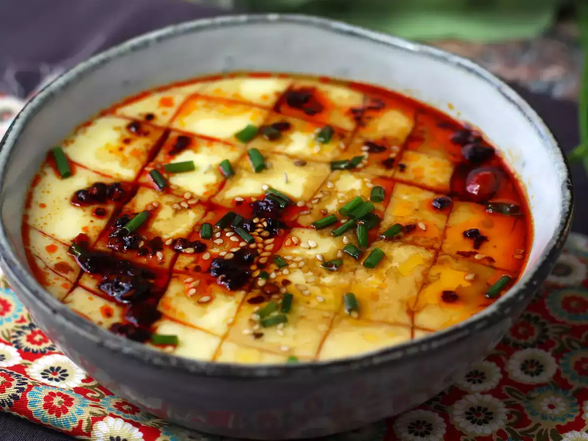 Chinese gestoomde eieren: het Chinese recept voor gestoomde zijdezachte eieren met slechts twee ingrediënten! - foto 7