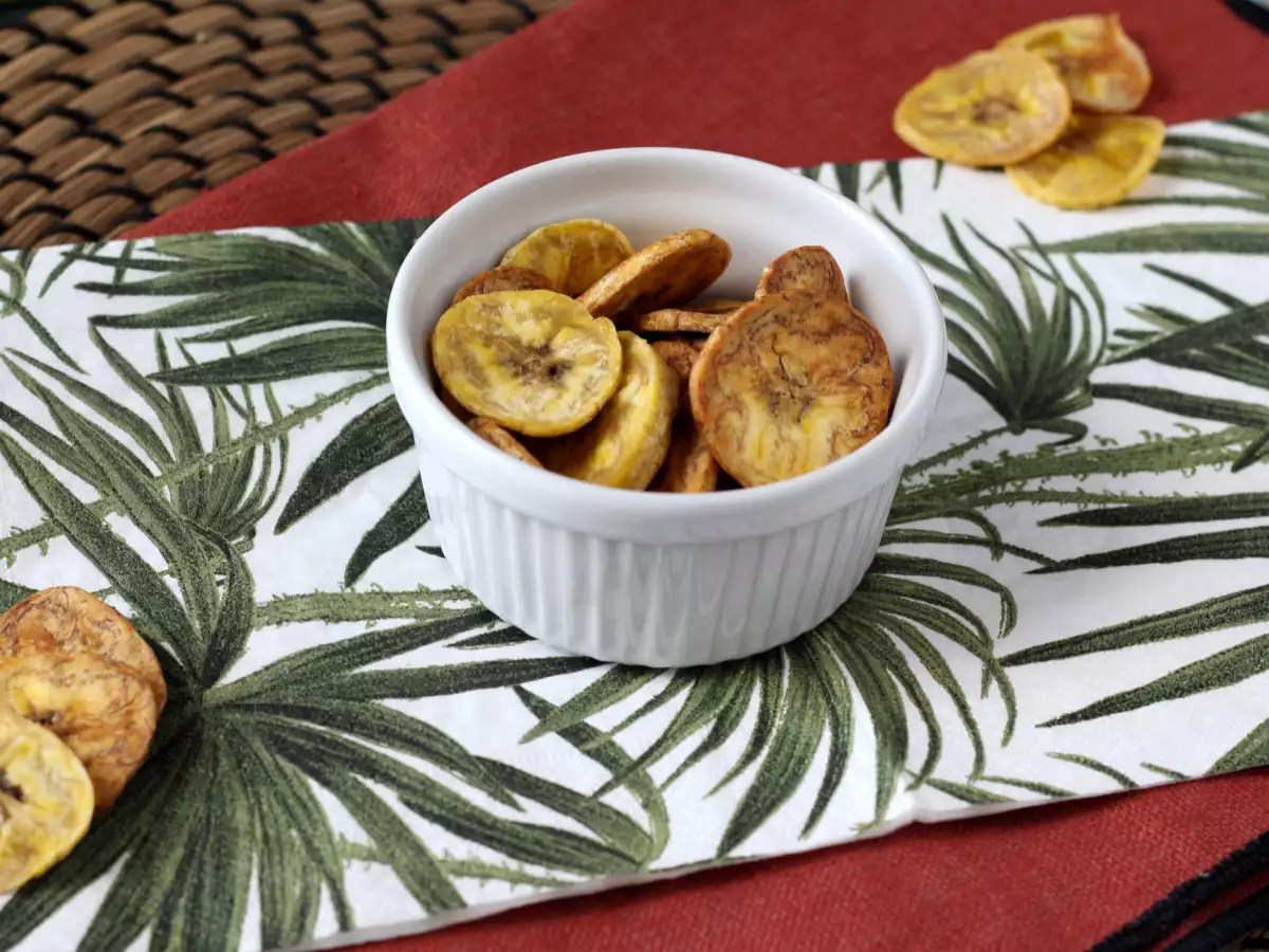 Chips van bakbanaan uit de airfryer