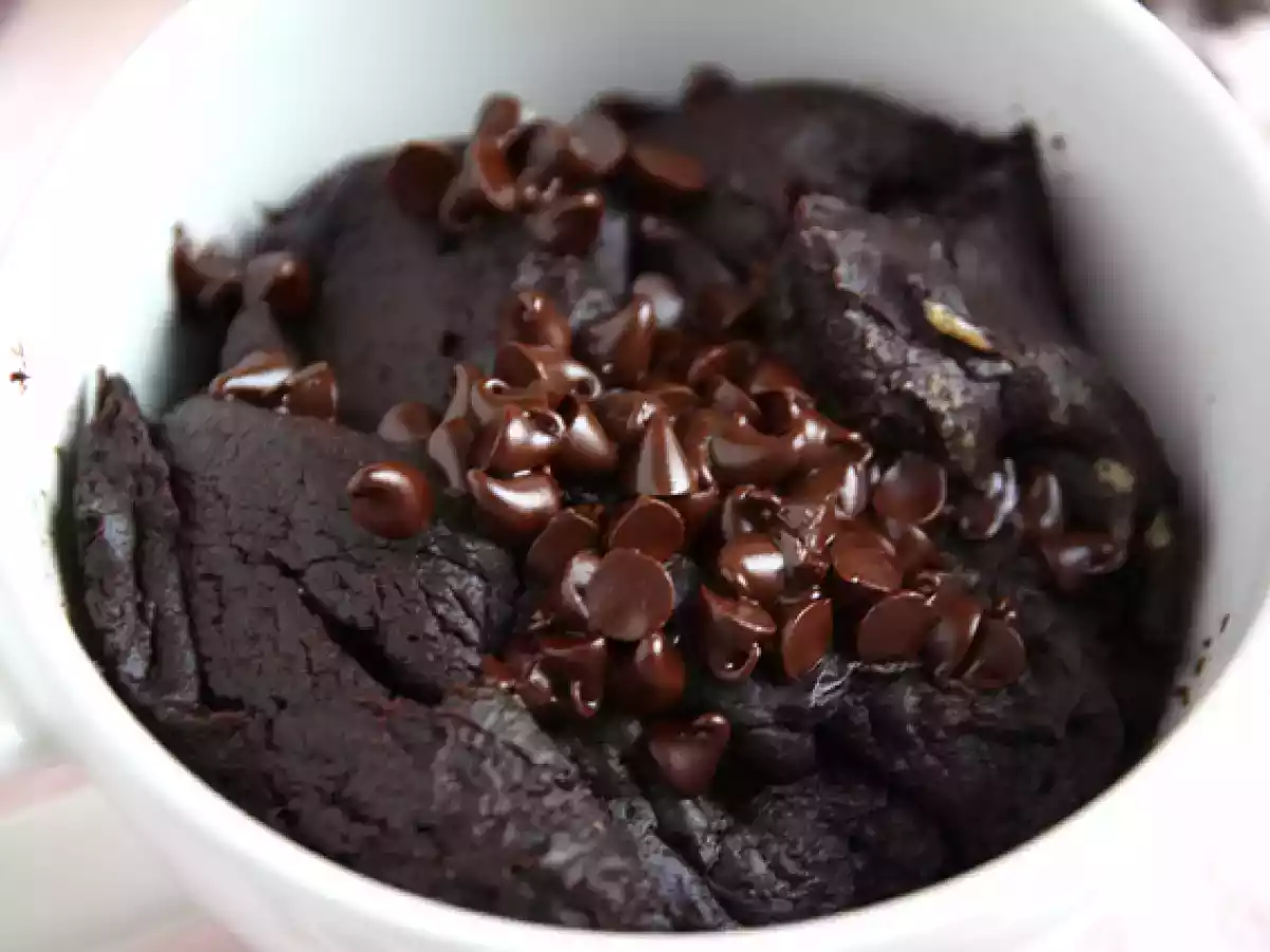 Chocolade en pindakaas mug cake in de magnetron in 1 minuut. - foto 7