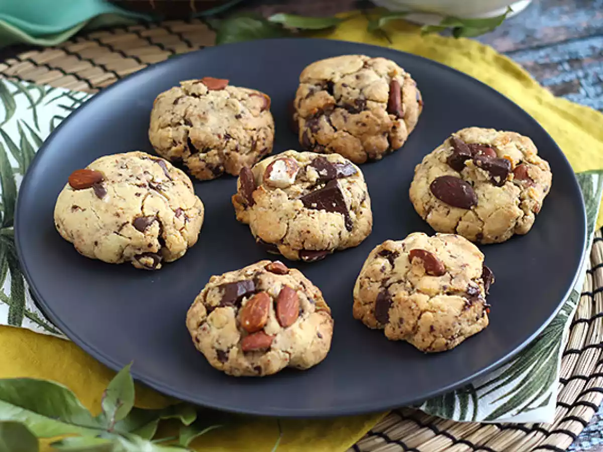 Chocoladepinda- en amandelkoekjes