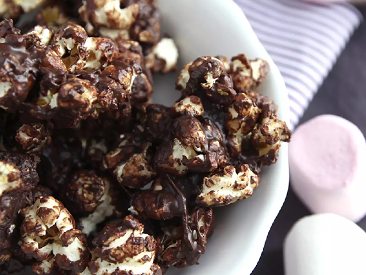 Chocoladepopcorn met marshmallows