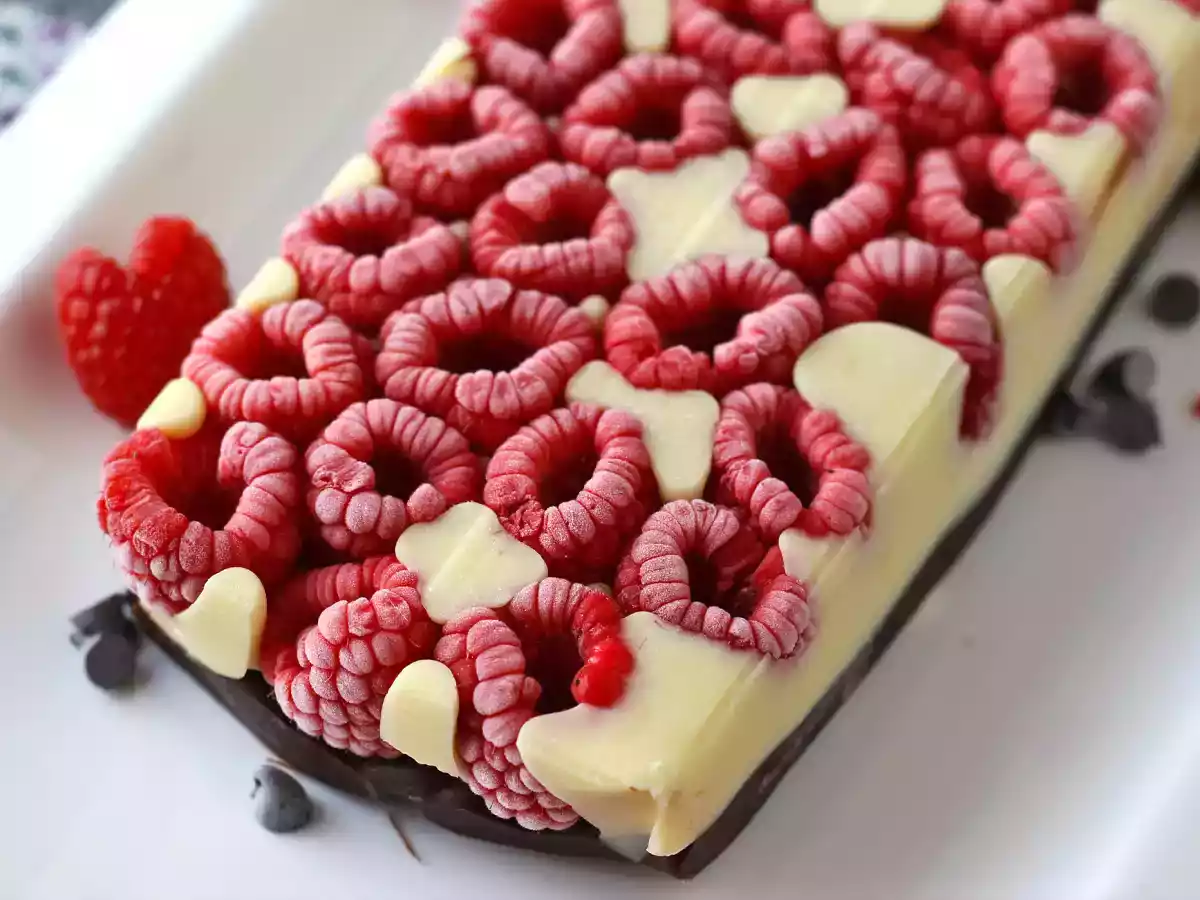 Chocoladereep in Franui-stijl met frambozen, witte chocolade en pure chocolade! - foto 3