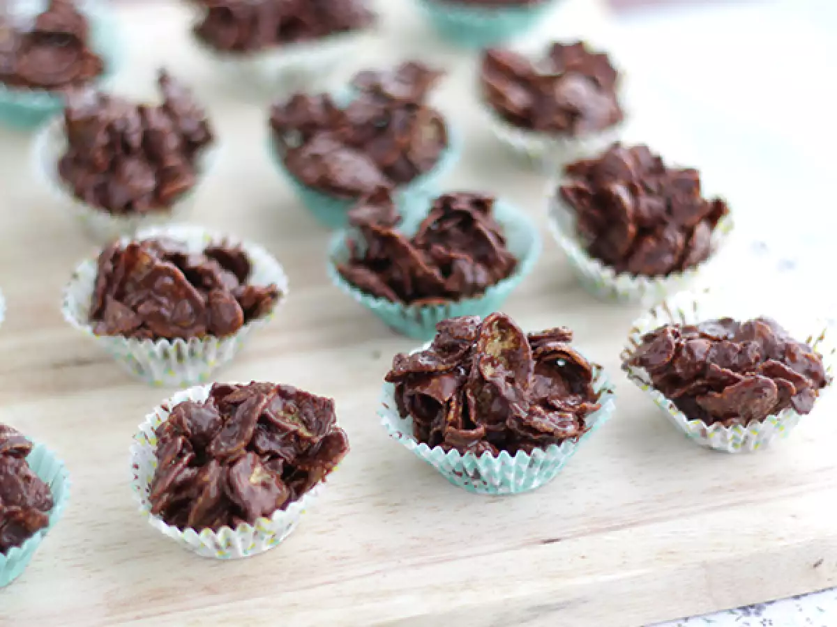 Chocoladerotsjes met cornflakes