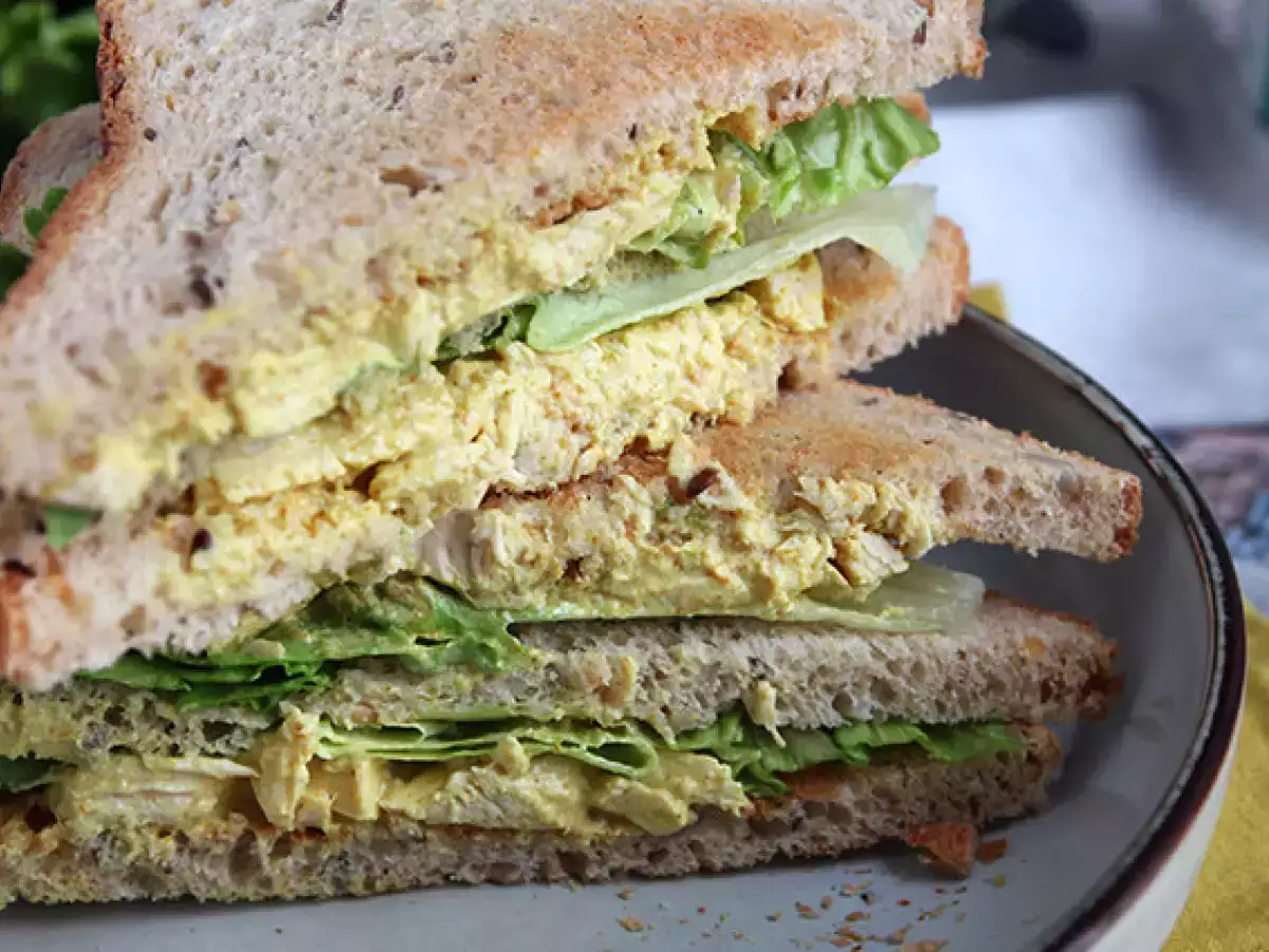 Club sandwich met kipkerrie - foto 4