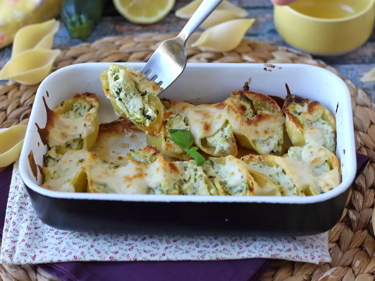 Conchiglioni gevuld met ricotta, courgettes en citroen: romig en gegratineerd in de oven - foto 2