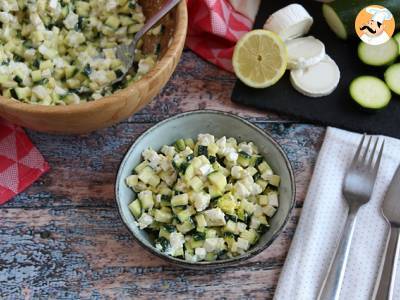 Courgette, geitenkaas en citroensalade