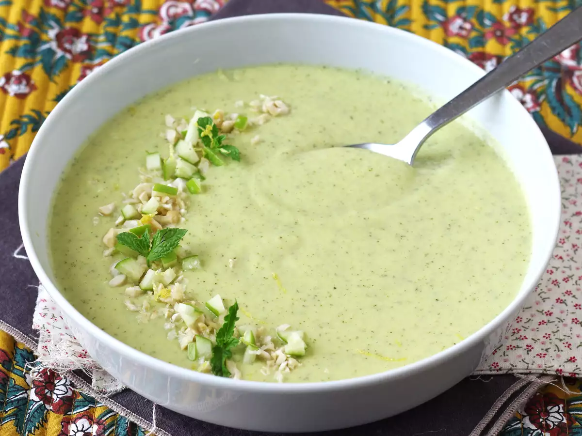 Courgettecrème met groene appel en yoghurt in 30 minuten klaar - foto 4