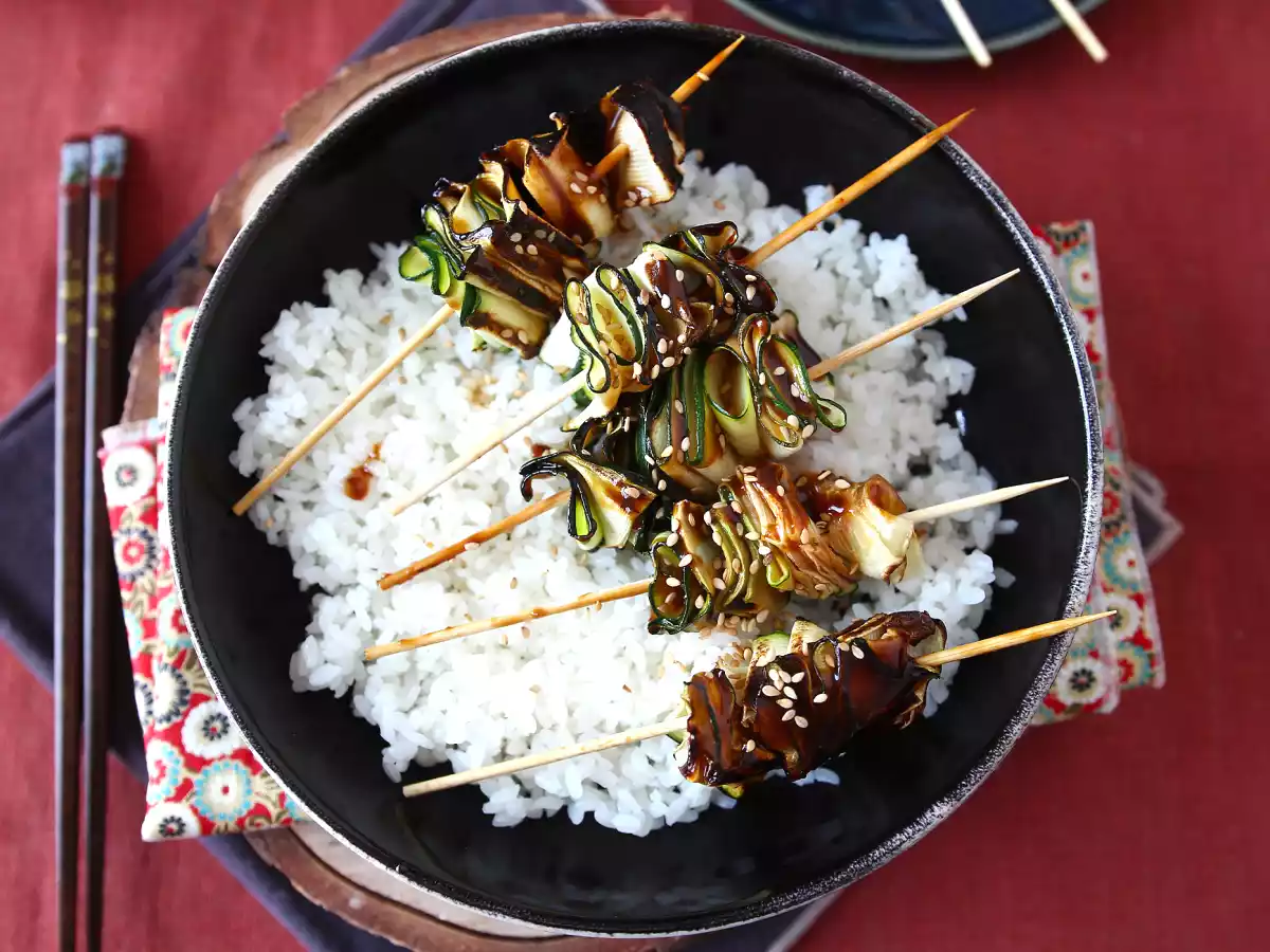 Courgettekebabs met een heerlijke, pittige Aziatische saus - foto 2