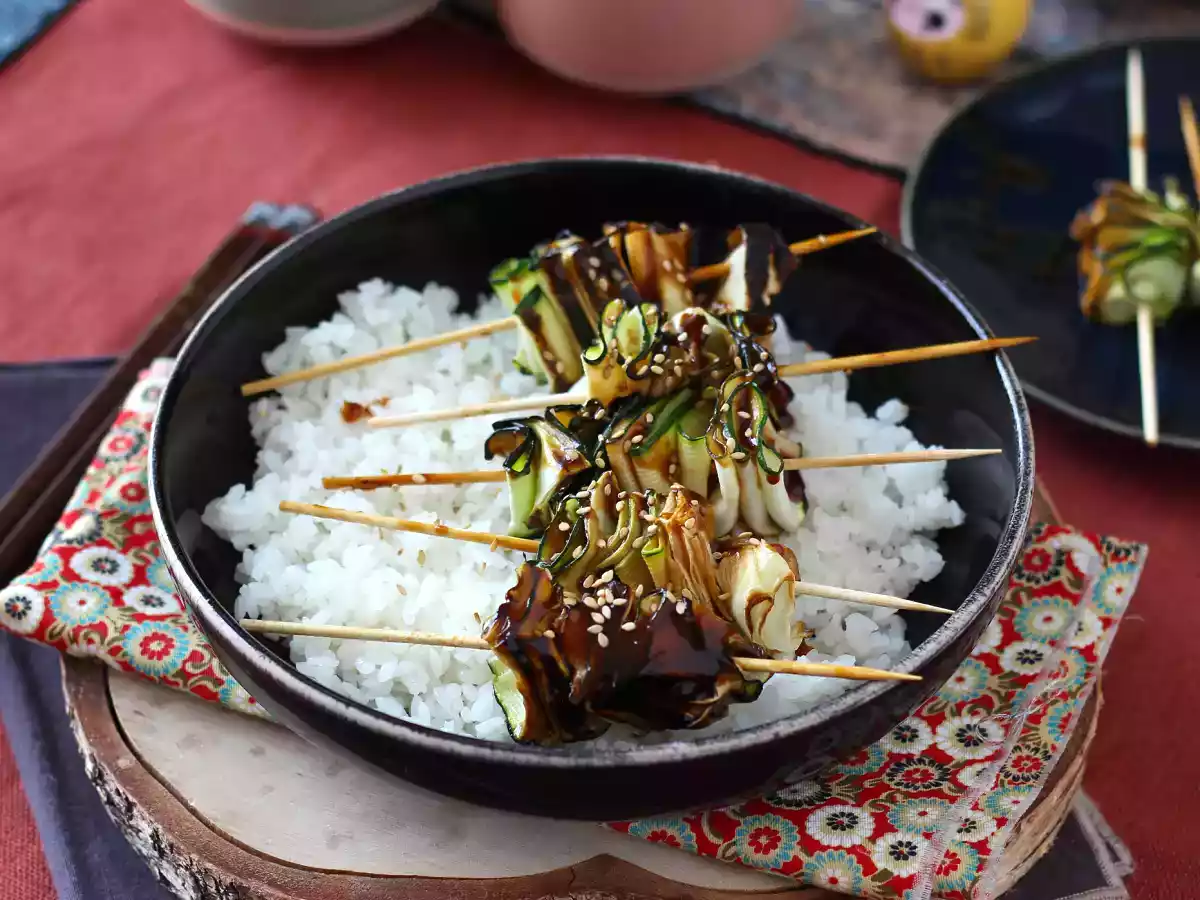 Courgettekebabs met een heerlijke, pittige Aziatische saus - foto 4