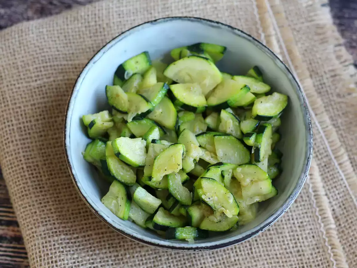 Courgettes bakken in de pan - foto 2