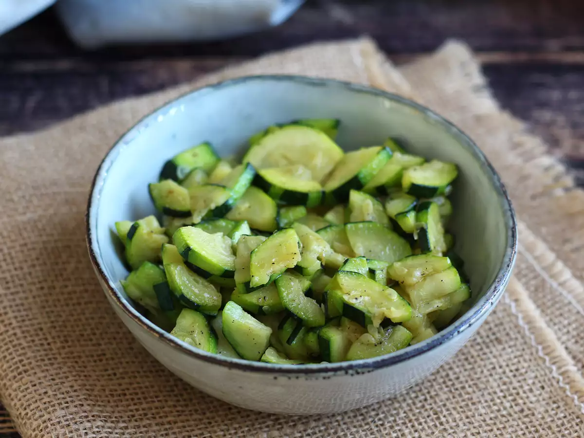 Courgettes bakken in de pan - foto 4