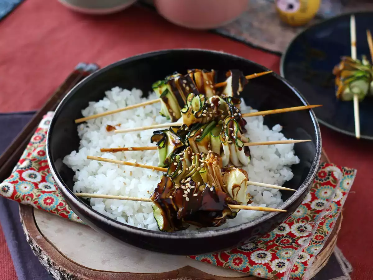 Courgettespiesjes met een heerlijke, pittige Aziatische saus - foto 4