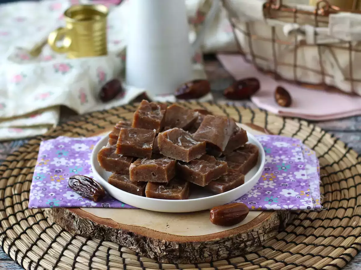 Dadelfudge: kleine, energierijke vierkantjes boordevol smaak! - foto 5