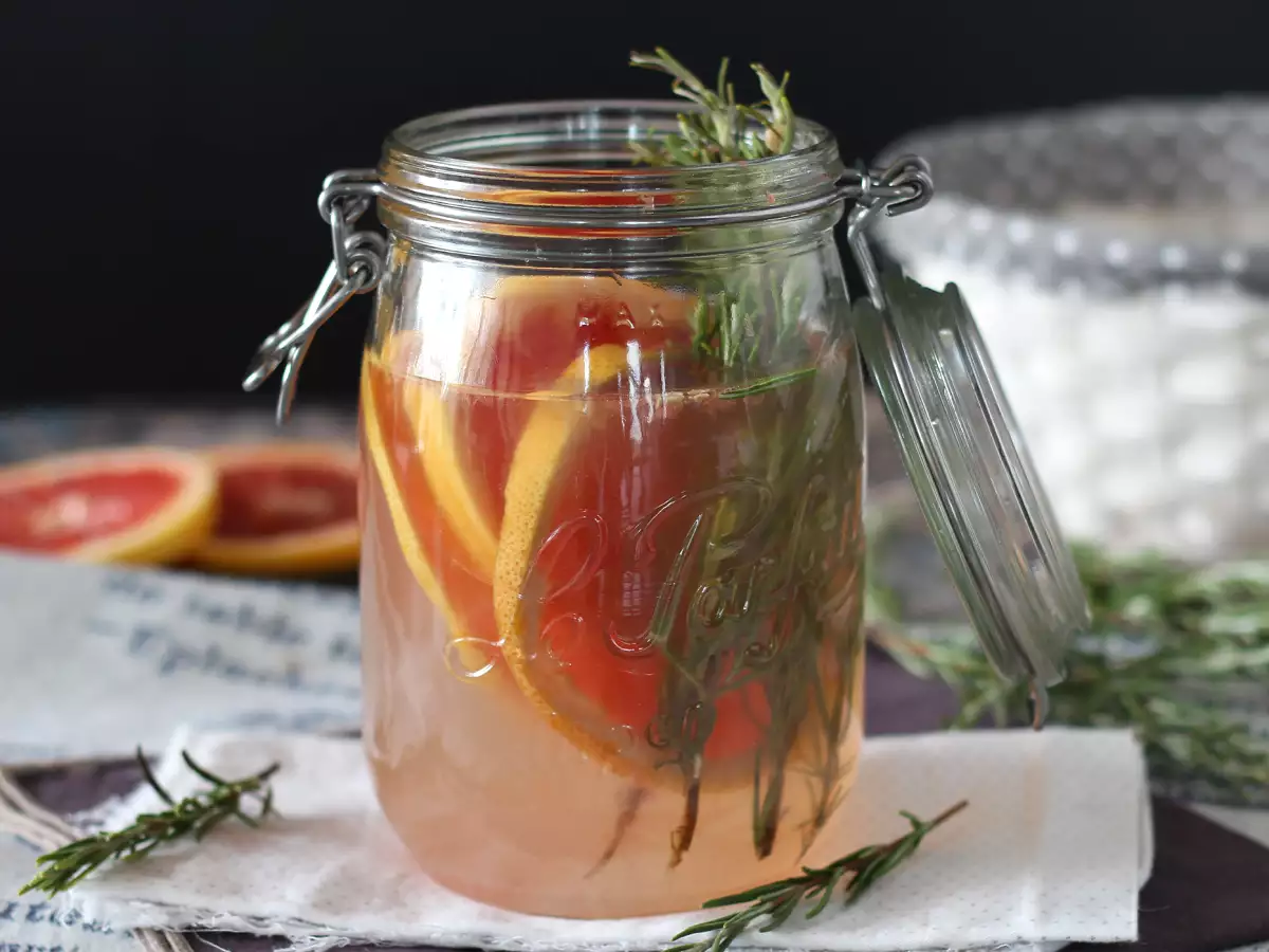 Detoxwater met grapefruit en rozemarijn: zonder toegevoegde suiker - foto 4