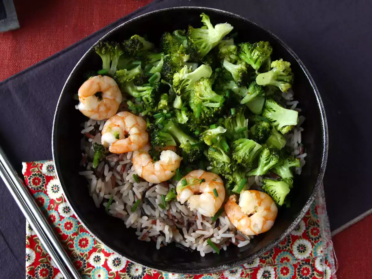 Driekleurenrijst met broccoli en garnalen: makkelijk en gezond - foto 3