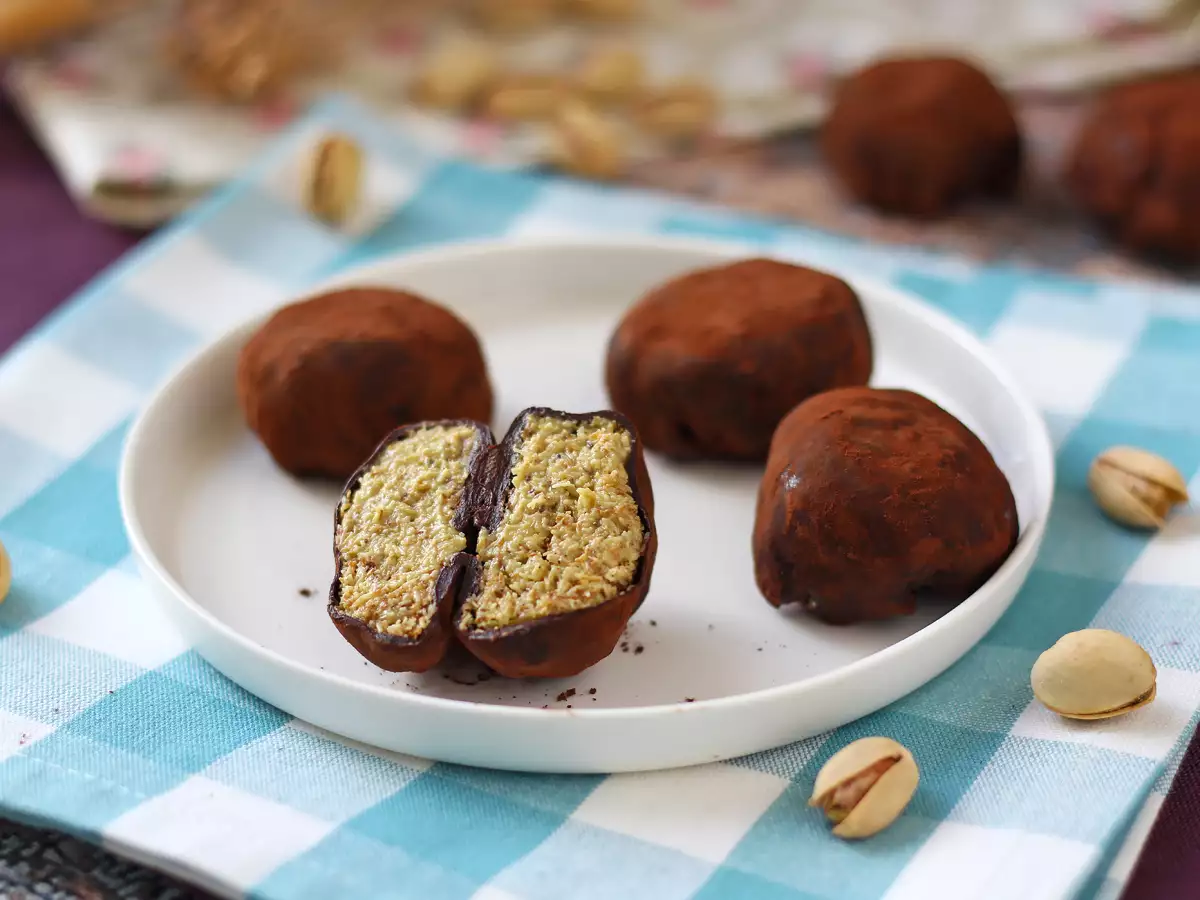 Dubai chewy cookies: het virale recept voor met pistache en kadaïf gevulde mochi - foto 7