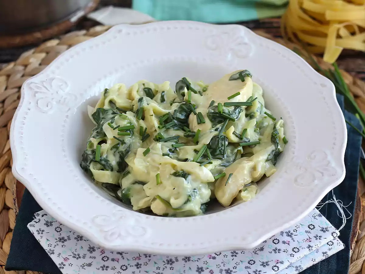 Eenpanspasta met spinazie, geitenkaas en kip - foto 4