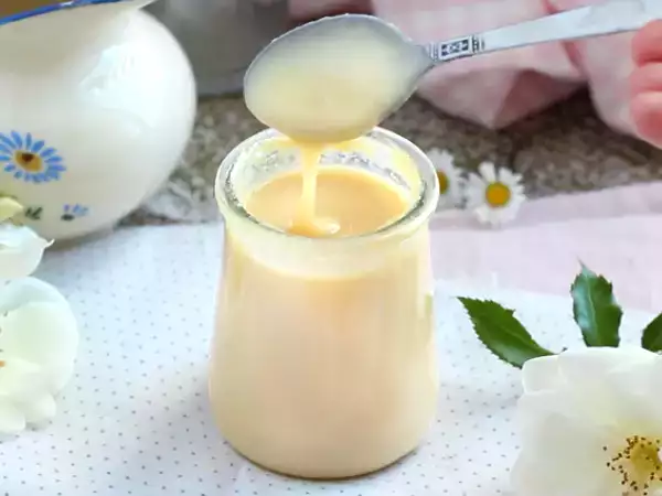 Recept Eenvoudige zelfgemaakte gecondenseerde melk