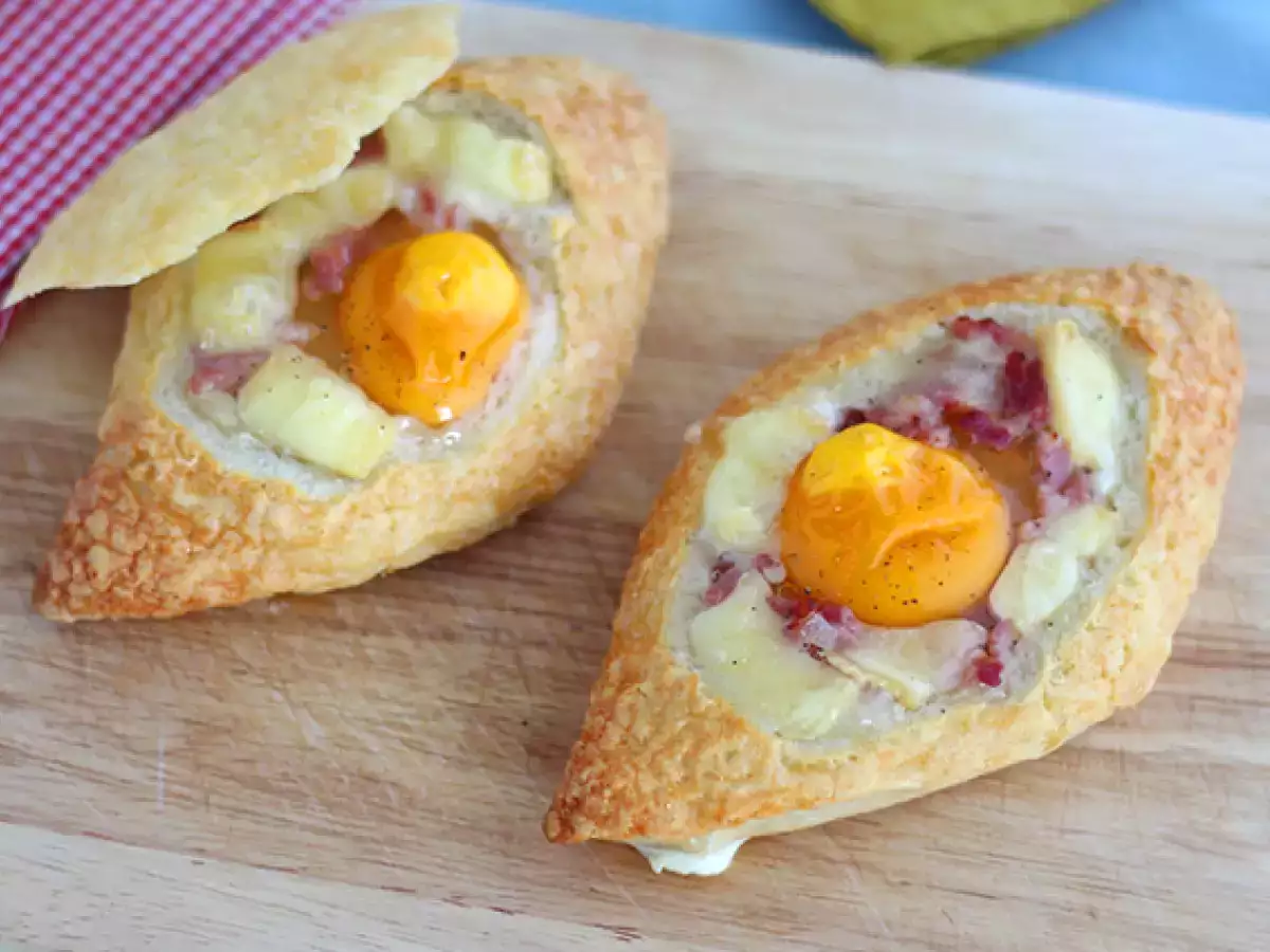 Egg Boats met Munsterkaas