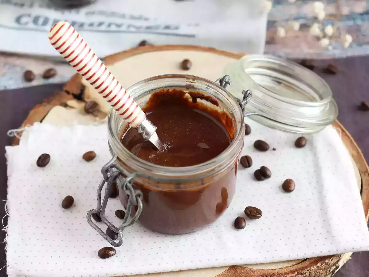 Eindelijk een broodbeleg voor koffieliefhebbers! Met chocolade en hazelnoten - foto 2