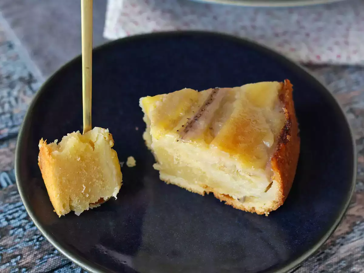 Extra smeuïge omgekeerde bananencake - foto 5