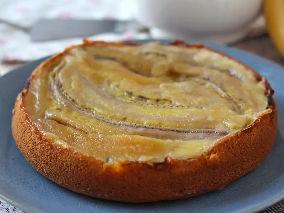 Extra smeuïge omgekeerde bananencake - foto 6
