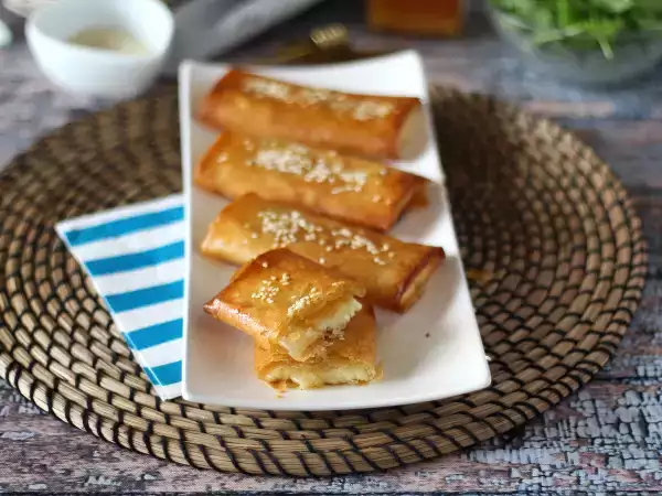Recept Feta saganaki: het griekse recept voor krokante feta met honing