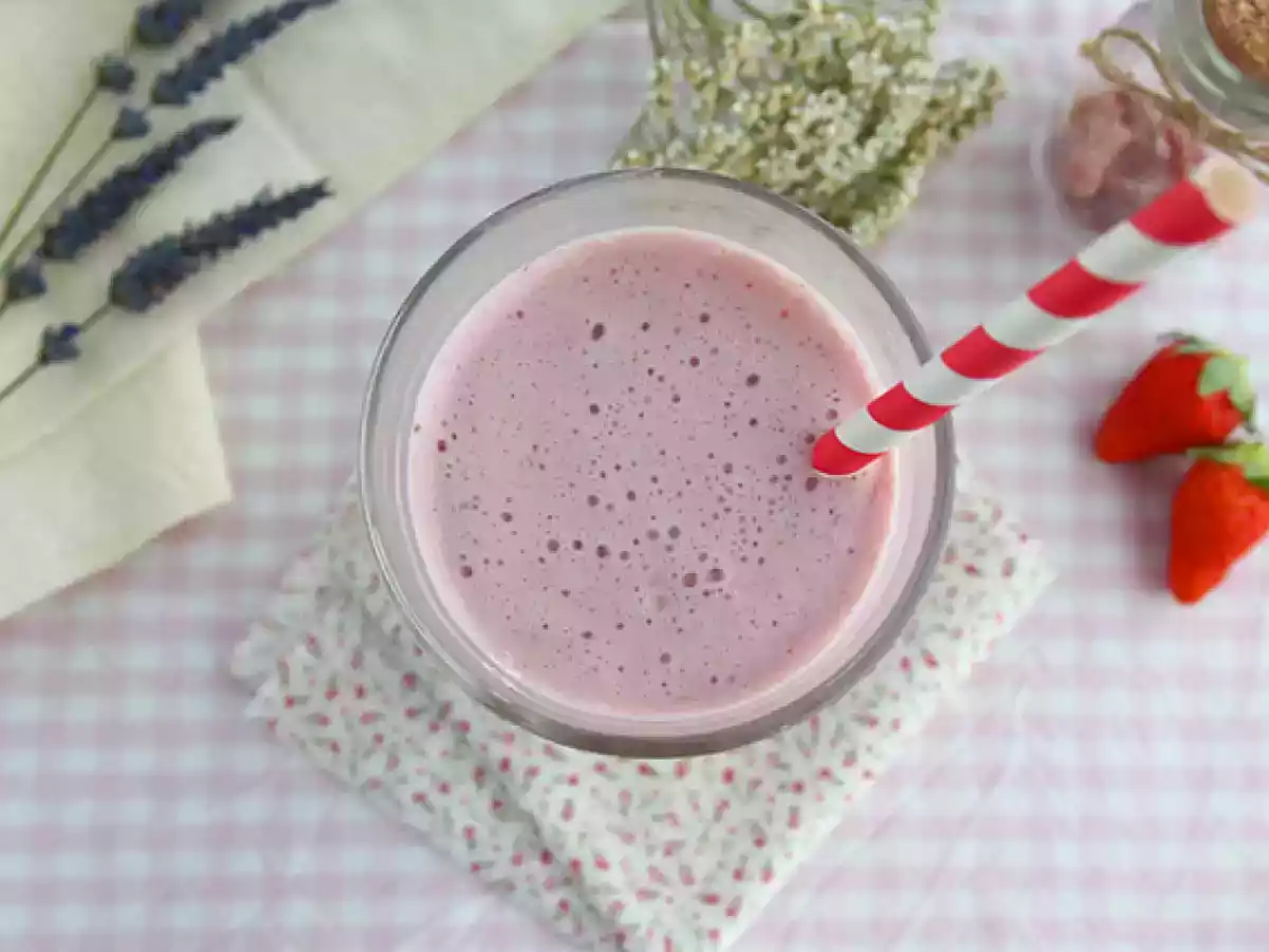 Frambozen- en aardbeienmilkshake - foto 4