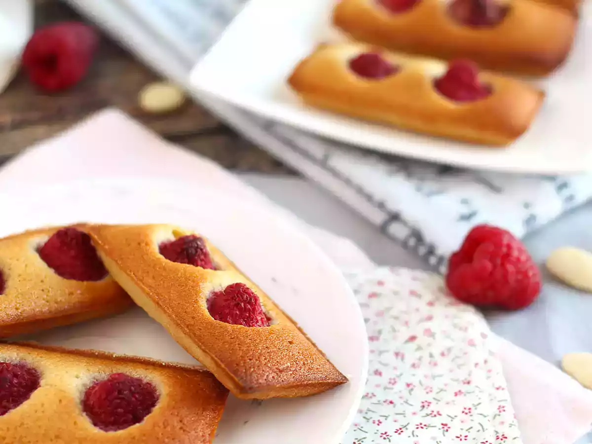 Frambozen Financiers, het gemakkelijk te maken gedetailleerde recept - foto 3
