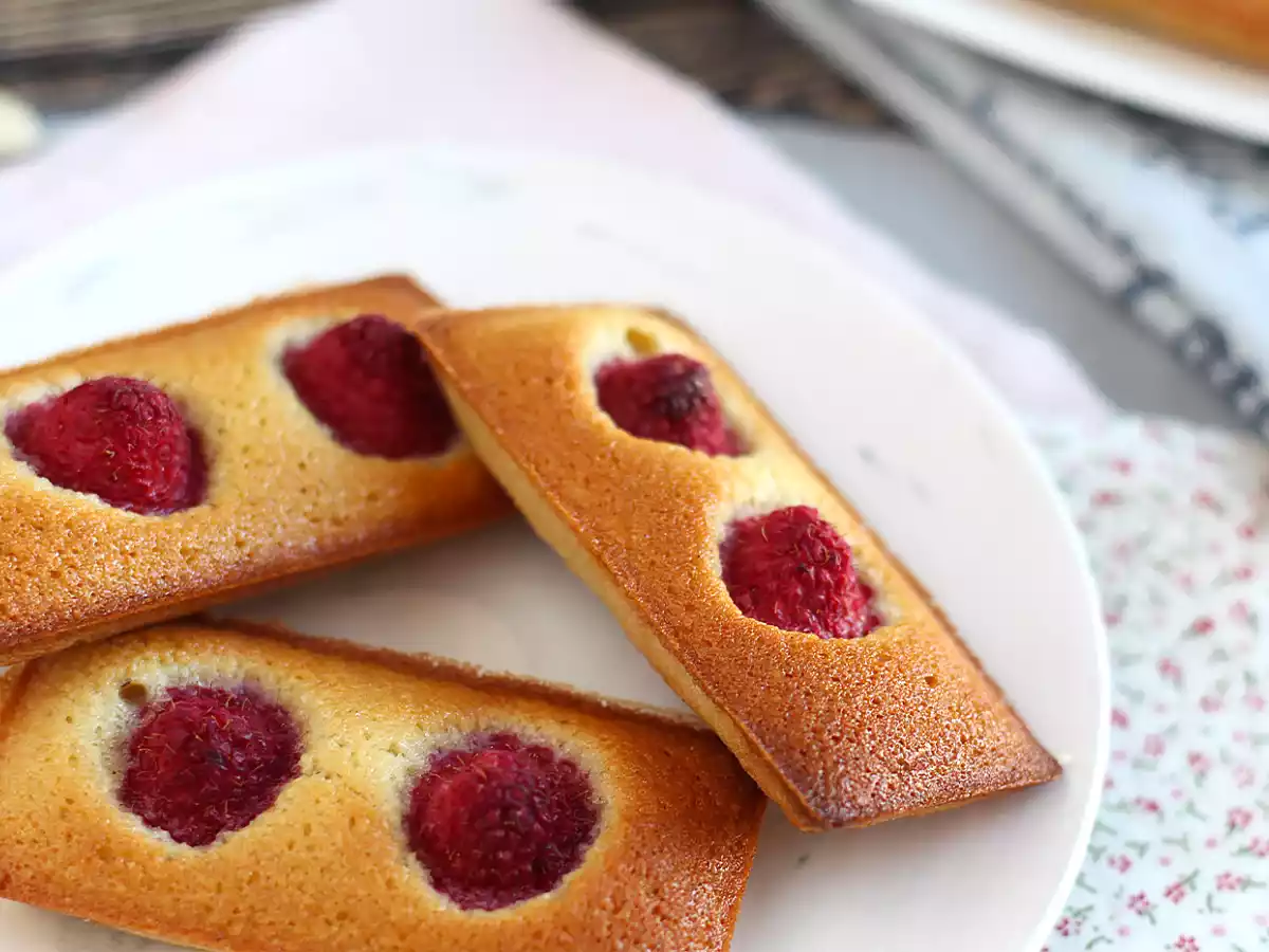 Frambozen Financiers, het gemakkelijk te maken gedetailleerde recept - foto 7