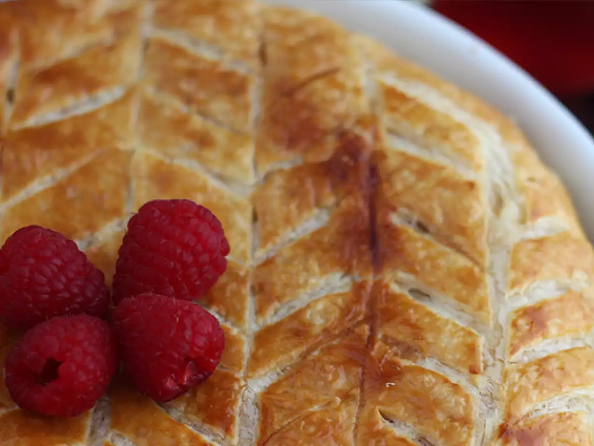 Galette des rois met frangipane, frambozen en pistache - foto 3