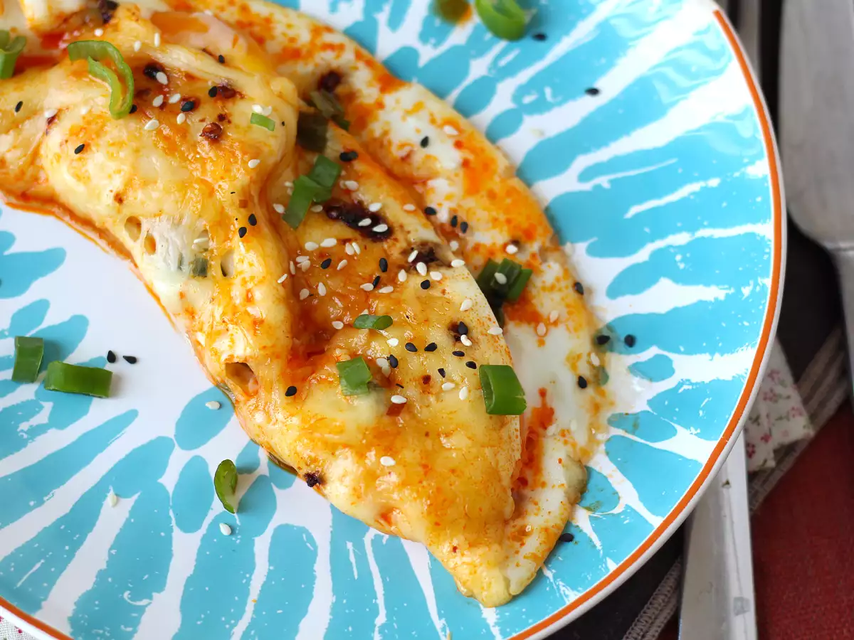 Gebakken eieren met honing en mozzarella, het zoete, zoute en pittige express-ontbijt! - foto 5