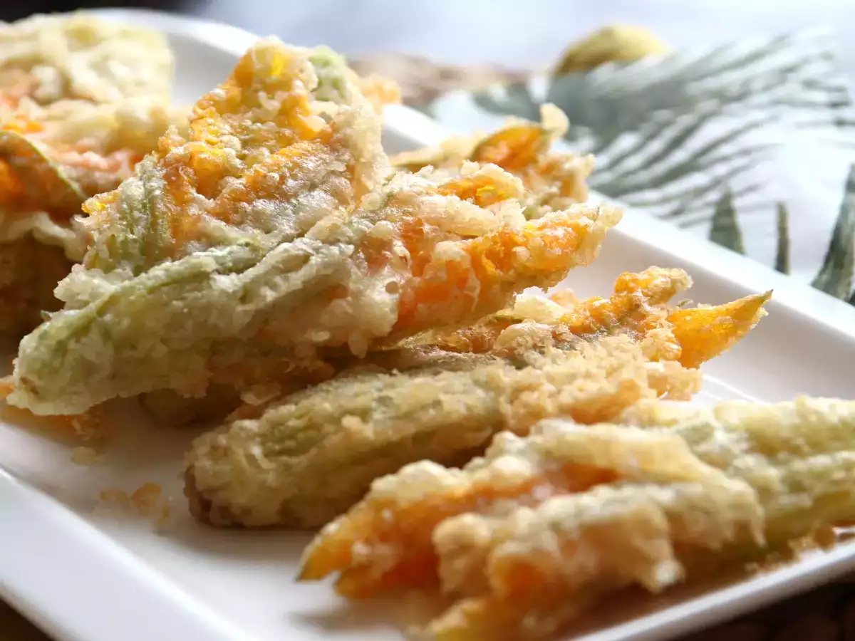 Gefrituurde courgettebloemen: recept voor beslag met bruiswater - foto 6