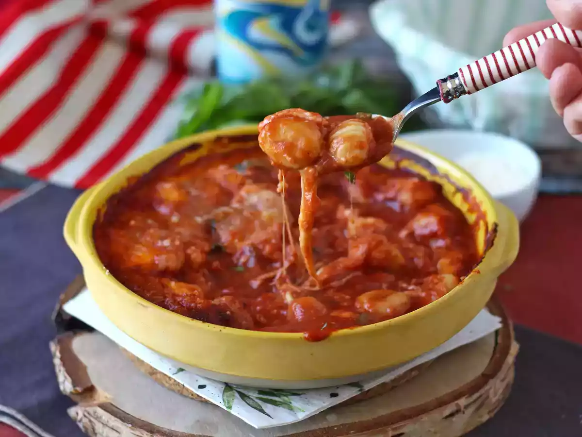 Gegratineerde gnocchi met tomaat en mozzarella - gnocchi alla sorrentina in de oven - foto 2