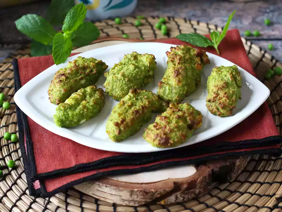 Gehaktballetjes van erwten en feta in de airfryer: lekker en heel snel klaar!
