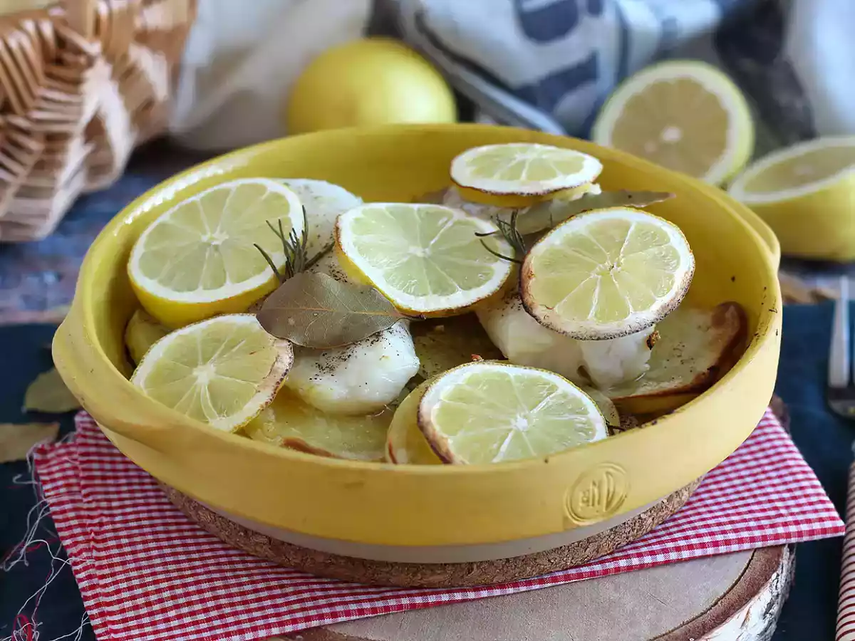 Gemakkelijk gebakken kabeljauw (perfect als je op zoek bent naar een idee voor het diner!)