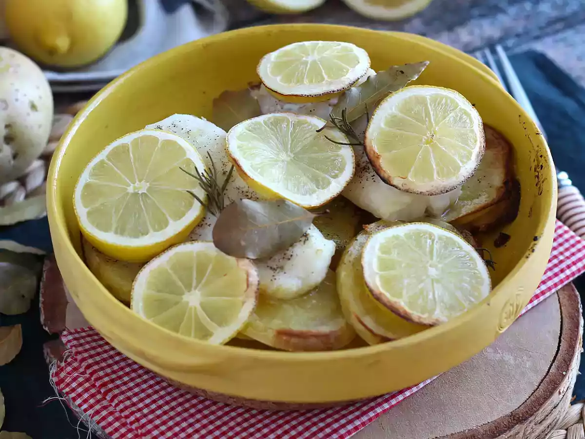 Gemakkelijk gebakken kabeljauw (perfect als je op zoek bent naar een idee voor het diner!) - foto 4