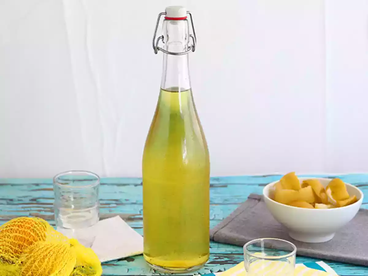 Gemakkelijke zelfgemaakte limoncello