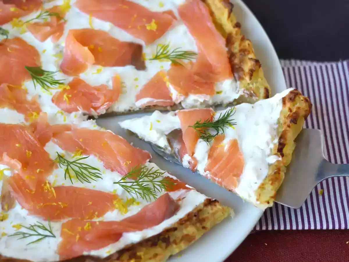 Gerookte zalmtaart met aardappelbodem - foto 3