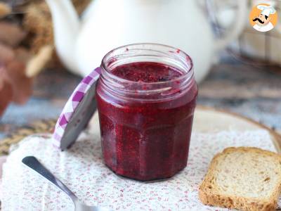 Gezonde jam met bessen en chiazaadjes