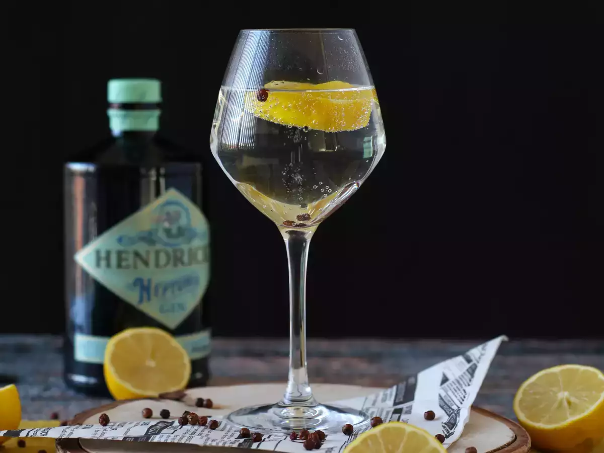 Gin-tonic, de onmisbare cocktail voor bij het aperitief!