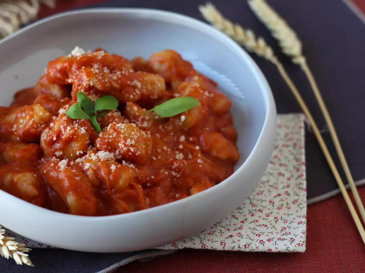 Gnocchi alla Sorrentina in de pan: het snelle, heerlijk smeuïge recept waar iedereen dol op is! - foto 5