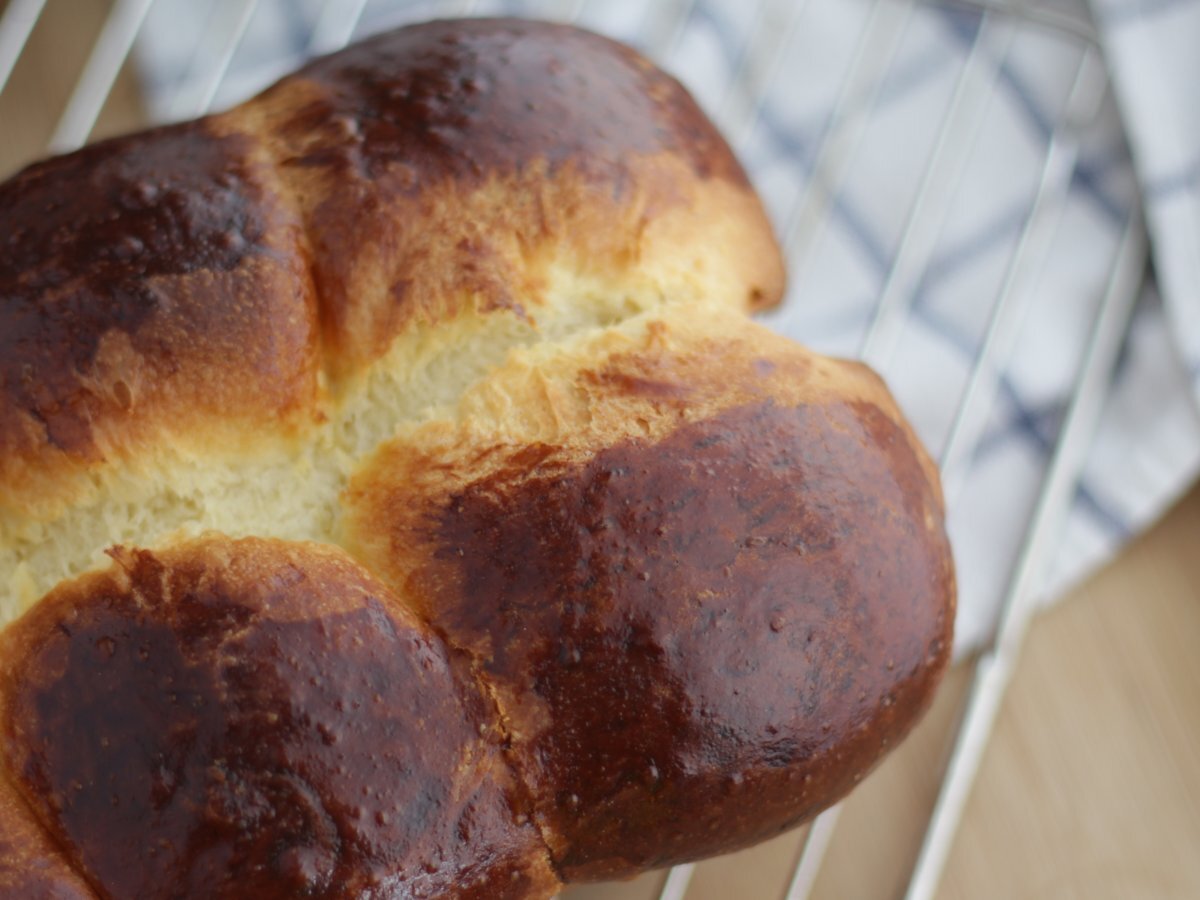 Goudkleurige en luchtige brioche - foto 2