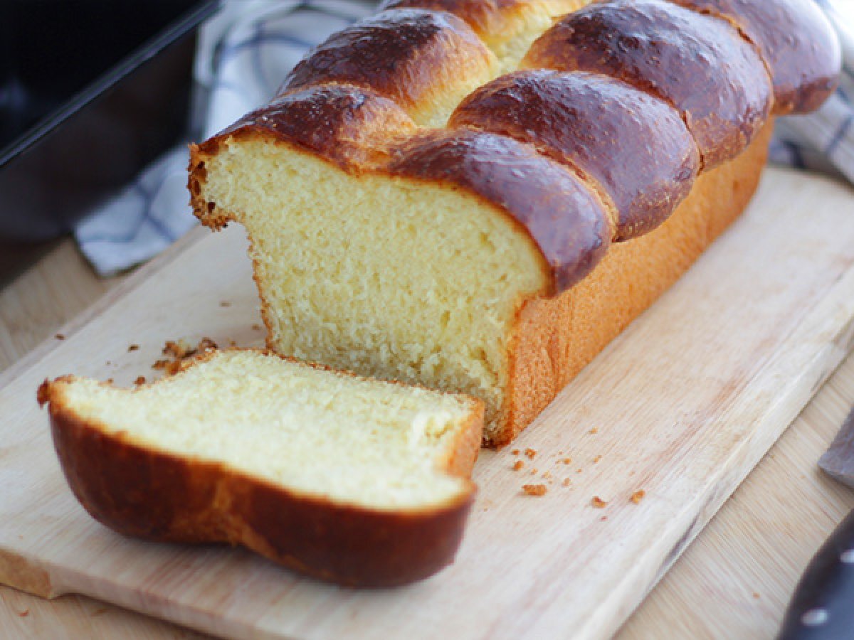 Goudkleurige en luchtige brioche - foto 3