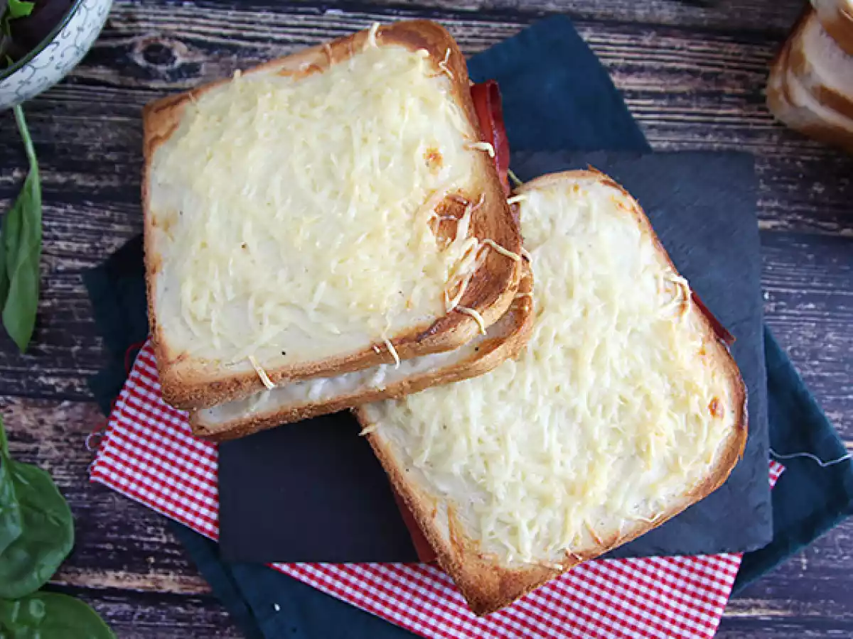 Gourmet croque-monsieur met béchamelsaus - foto 4